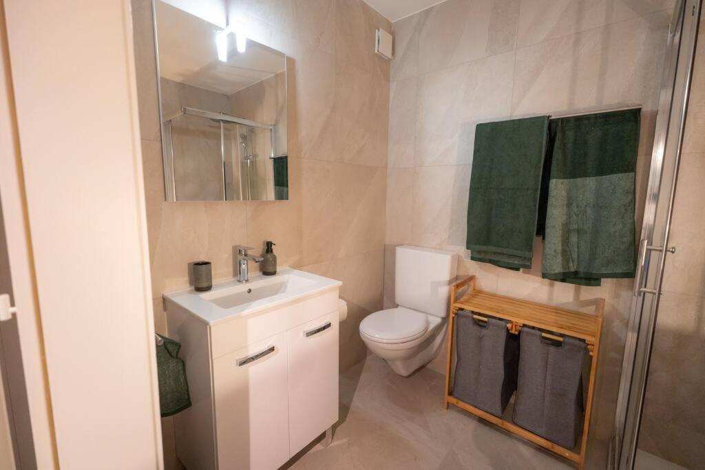 Appartement Spacieux Au Centre De La Gruyere Broc Dış mekan fotoğraf